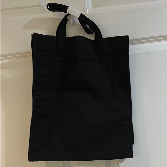 Daisy Marc Jacobs NEW Black and Gold Tote Bag - Picture 2 of 6
